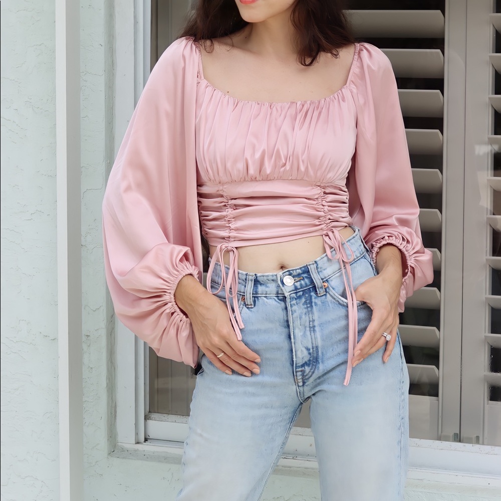 love this crop top